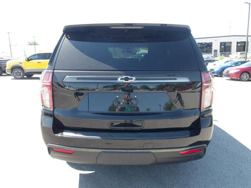 Photo 4 of 9 of 2021 Chevrolet Tahoe Z71