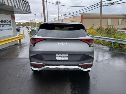 2023 Kia Sportage Hybrid LX