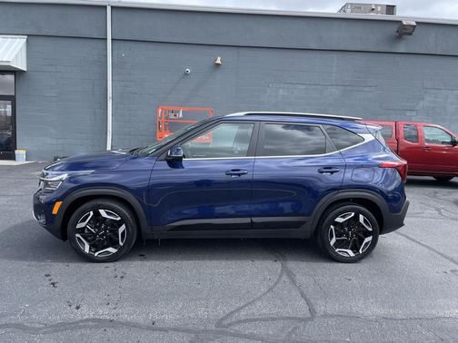 Dark Ocean Blue 2024 Kia Seltos SX Turbo