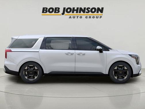 Snow White Pearl 2026 Kia Carnival EX