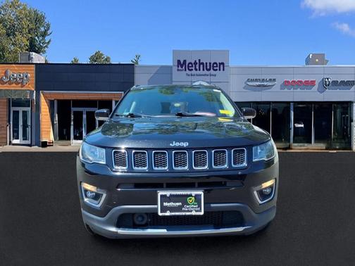 Diamond Black Crystal Pearlcoat 2021 Jeep Compass Limited