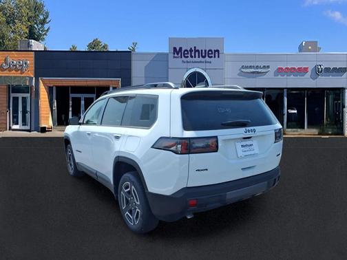 Bright White Clearcoat 2026 Jeep Cherokee Limited