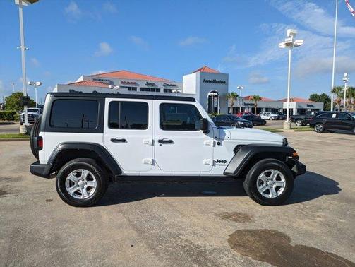 2022 Jeep Wrangler Unlimited Sport