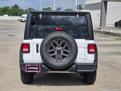 2025 Jeep Wrangler Sport RHD