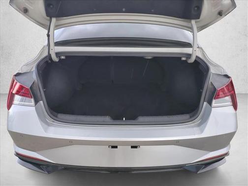 2021 Hyundai ELANTRA Limited