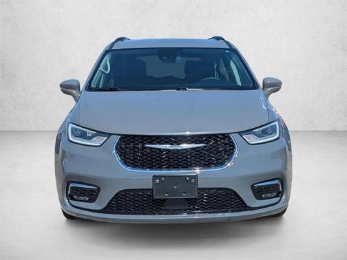 Ceramic Gray Clearcoat 2022 Chrysler Pacifica Touring-L