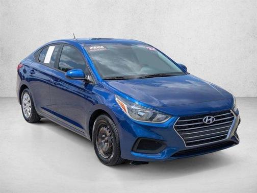 Admiral Blue 2022 Hyundai Accent SE