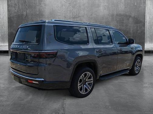 2024 Jeep Wagoneer Base