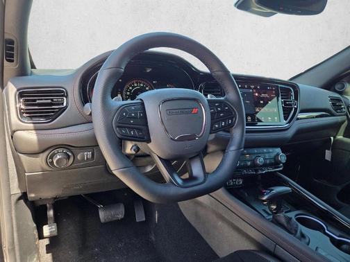 DB Black Clearcoat 2026 Dodge Durango GT Plus HEMI V8