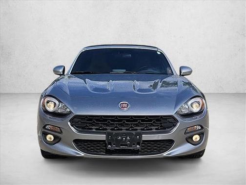 Grigio Argento 2017 FIAT 124 Spider Lusso
