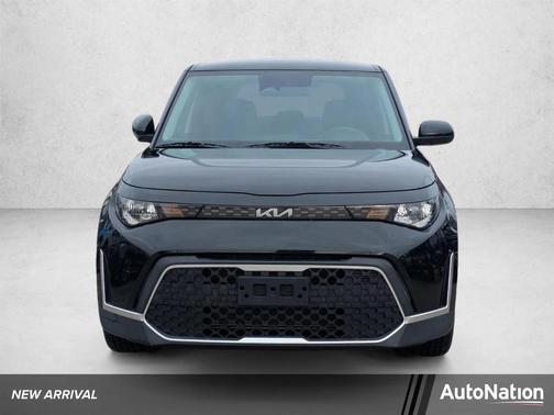 Fusion Orange 2023 Kia Soul LX