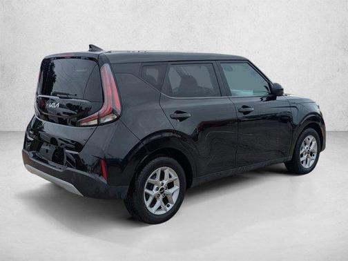 Fusion Orange 2023 Kia Soul LX