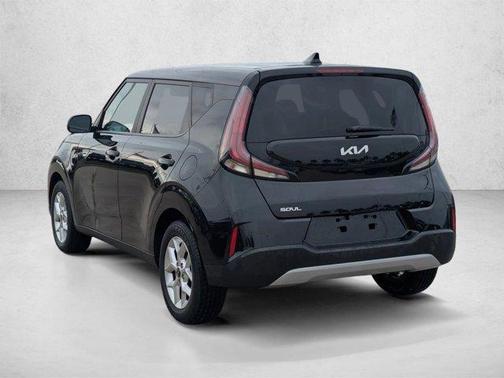 Fusion Orange 2023 Kia Soul LX
