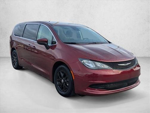 2023 Chrysler Voyager LX