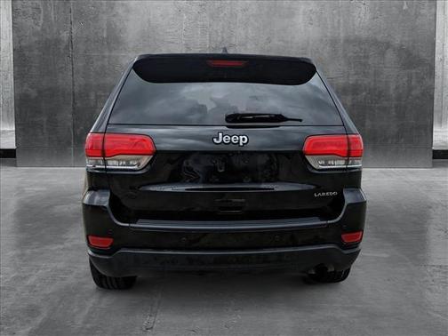 2018 Jeep Grand Cherokee Laredo E