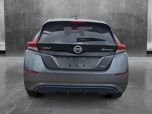 2020 Nissan Leaf SV