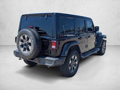 Black Clearcoat 2019 Jeep Wrangler Unlimited Sahara