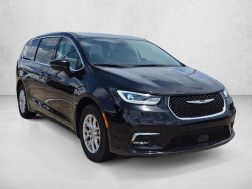 Diamond Black 2024 Chrysler Pacifica Touring-L