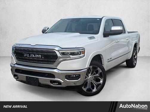 Bright White Clearcoat 2024 RAM 1500 Limited