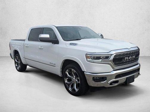 Bright White Clearcoat 2024 RAM 1500 Limited
