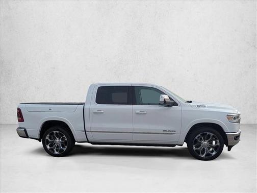 Bright White Clearcoat 2024 RAM 1500 Limited
