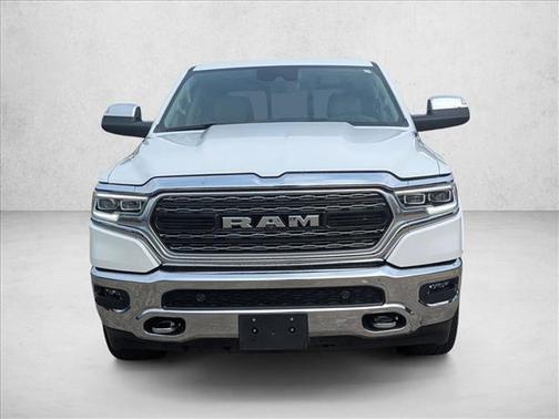 Bright White Clearcoat 2024 RAM 1500 Limited