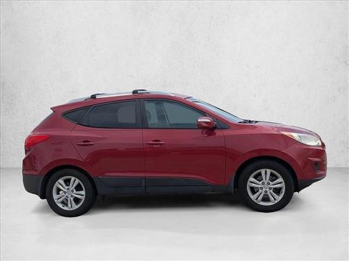 Garnet Red 2012 Hyundai TUCSON GLS