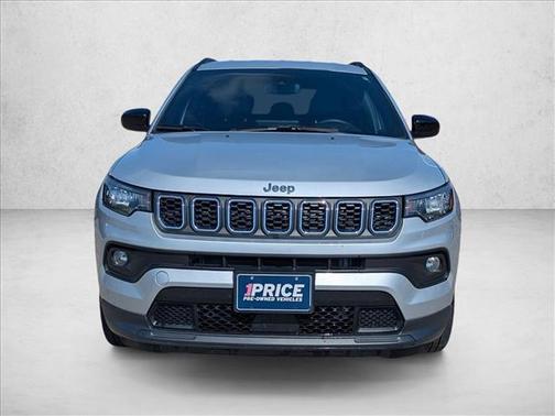 Silver Zynith 2024 Jeep Compass Latitude