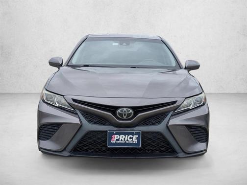 Predawn Gray Mica 2019 Toyota Camry SE