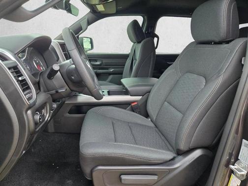 Granite Crystal Clearcoat Metallic 2026 RAM 1500 Express
