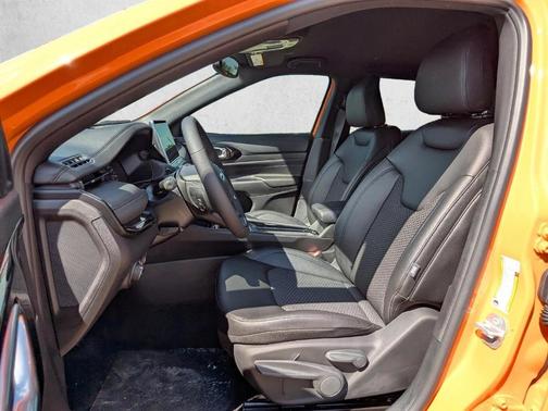 JOOSE 2026 Jeep Compass Latitude
