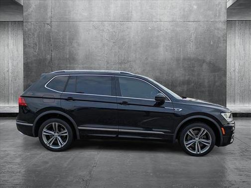 2019 Volkswagen Tiguan 2.0T SEL R-Line