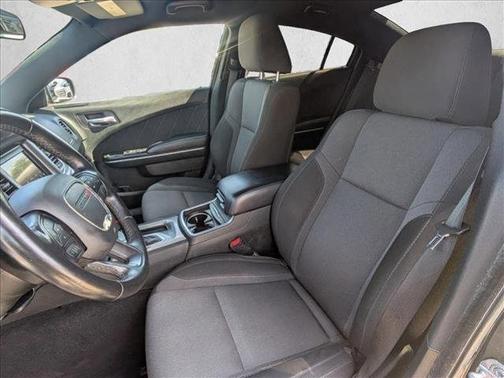 Pitch Black Clearcoat 2022 Dodge Charger SXT