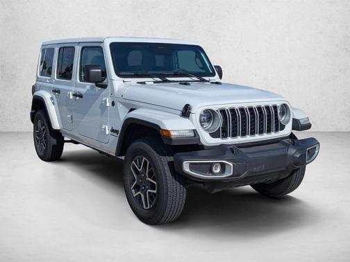 Bright White Clearcoat 2026 Jeep Wrangler Sahara