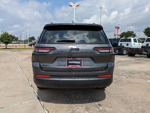 2025 Jeep Grand Cherokee L Laredo