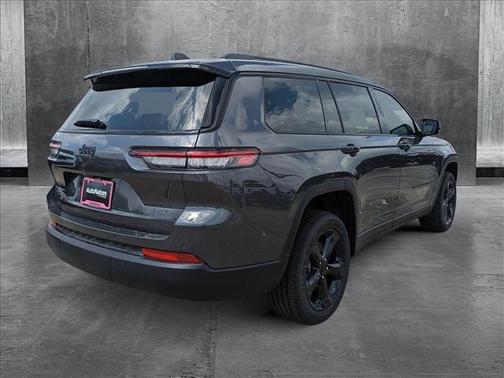 2025 Jeep Grand Cherokee L Laredo