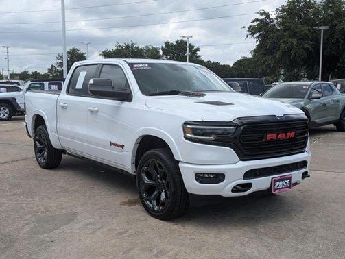 Bright White Clearcoat 2023 RAM 1500 Limited
