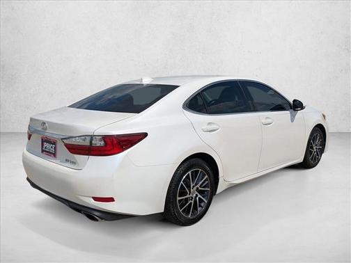 2017 Lexus ES 350 Base