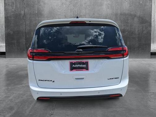 2025 Chrysler Pacifica Limited