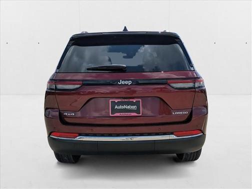 2025 Jeep Grand Cherokee Laredo X