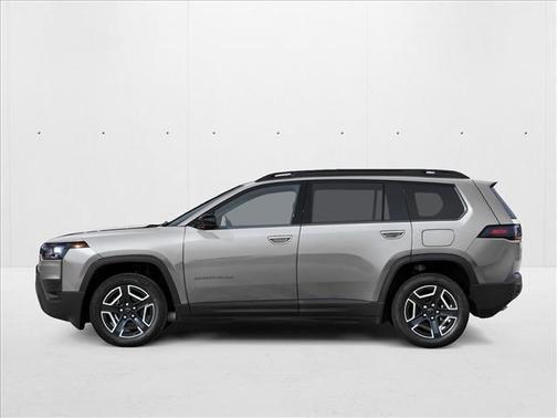 Silver Zynith Clearcoat 2026 Jeep Cherokee LAREDO/LIMITED