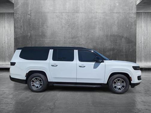 2023 Jeep Wagoneer L Base