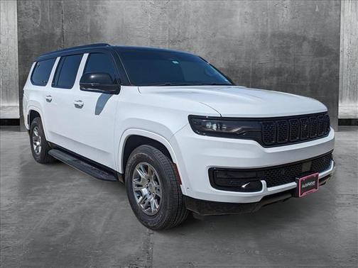 2023 Jeep Wagoneer L Base