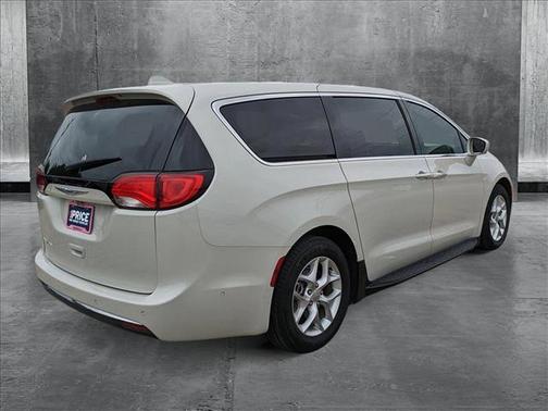 2019 Chrysler Pacifica Touring Plus