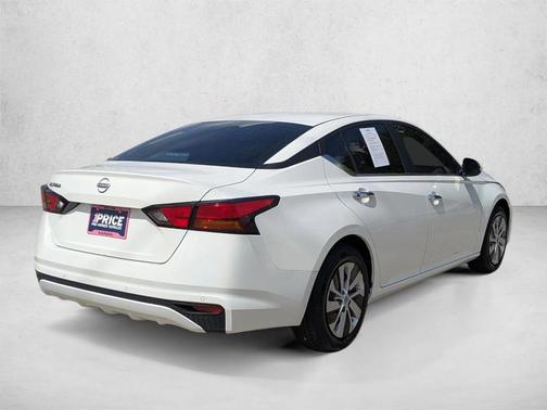 Glacier White 2023 Nissan Altima 2.5 S