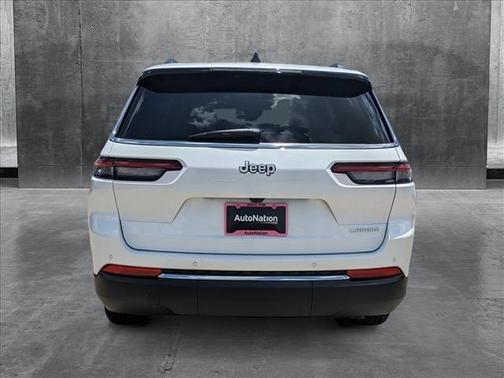 2025 Jeep Grand Cherokee L Laredo
