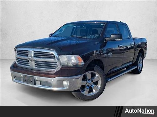 2015 RAM 1500 SLT