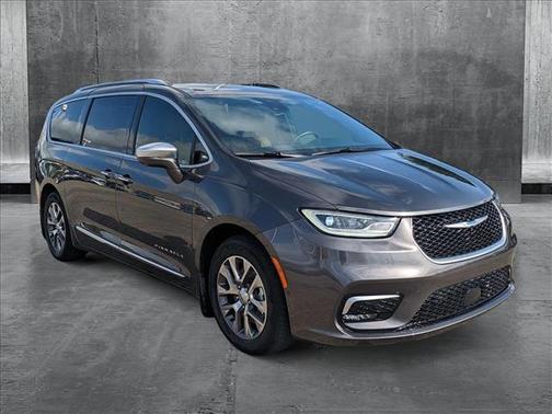 2021 Chrysler Pacifica Hybrid Pinnacle
