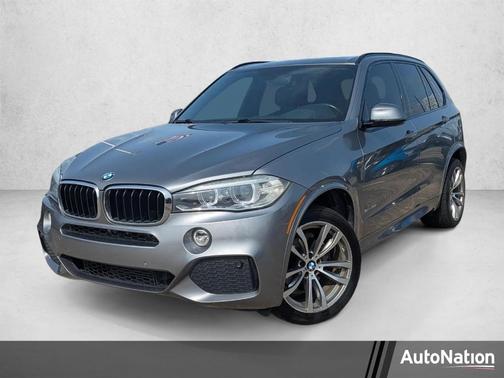 Space Gray Metallic 2015 BMW X5 sDrive35i
