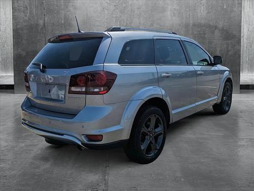 2020 Dodge Journey Crossroad